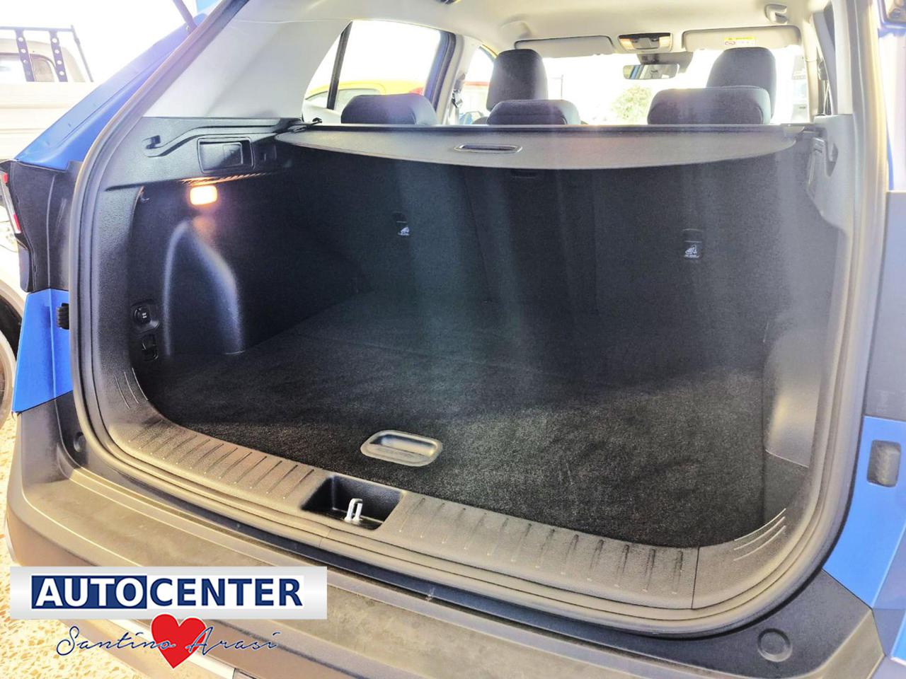 KIA Sportage 1.6 CRDi MHEV Business - 6