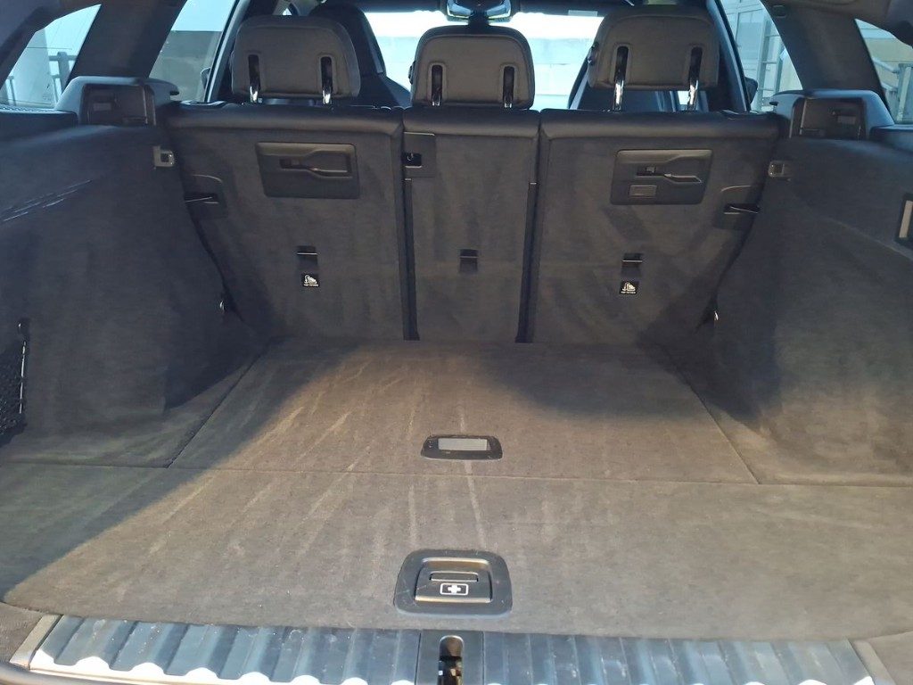 BMW M3 Touring Competition M xDrive - 10