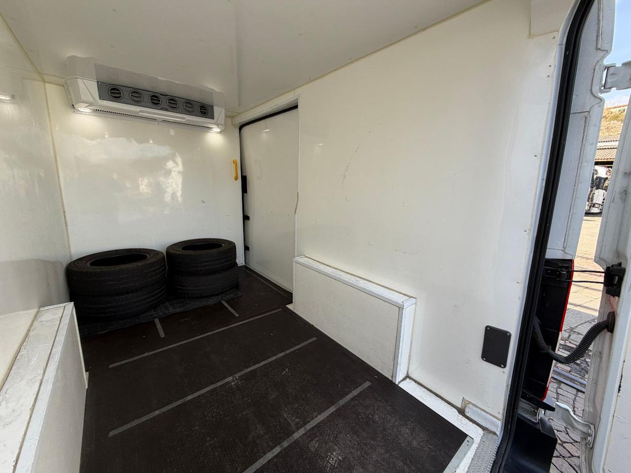 FORD Transit 290 2.0TDCi EcoBlue 130CV PM-TM Furgone ISOTERMICO - 12