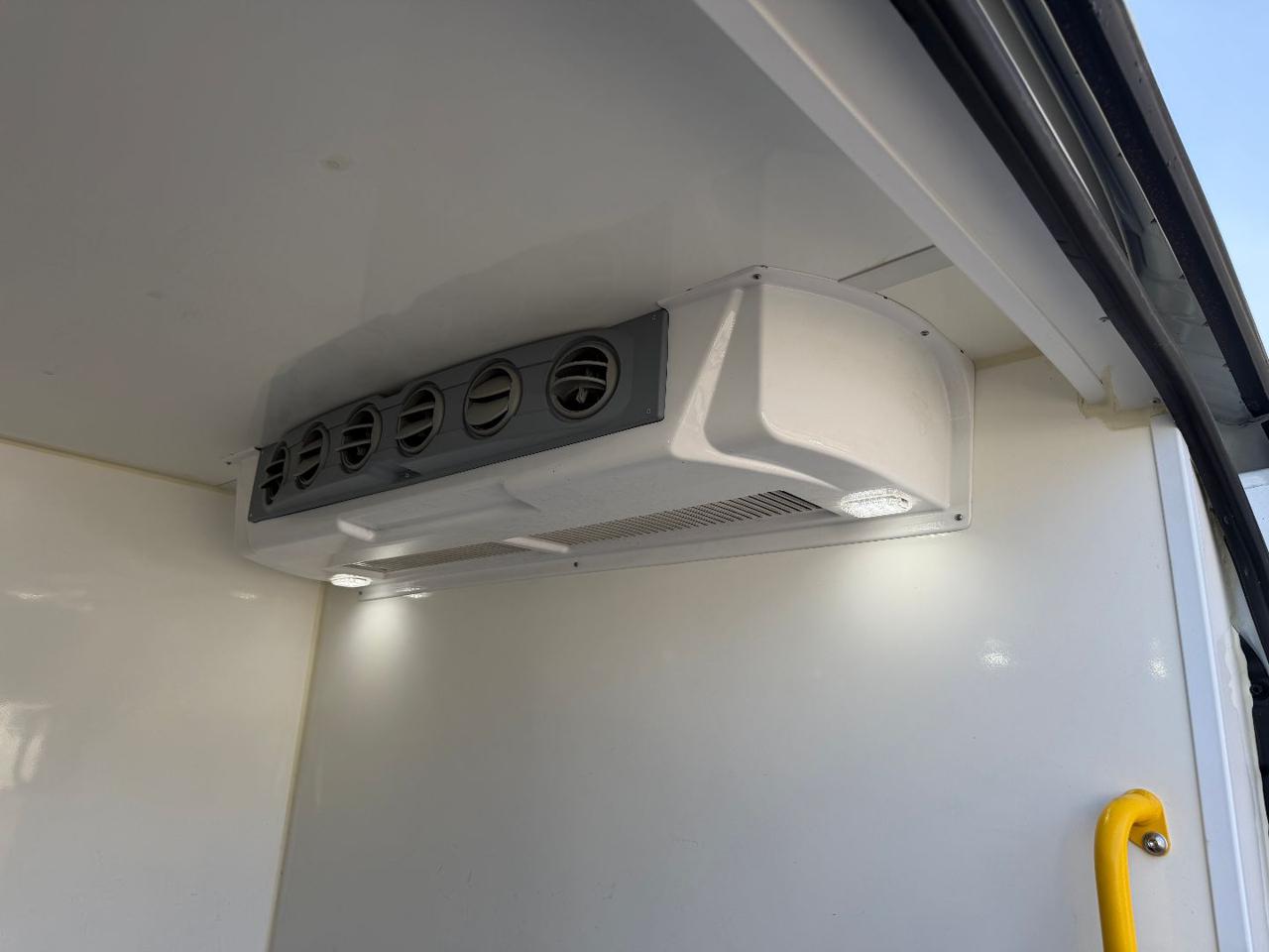 FORD Transit 290 2.0TDCi EcoBlue 130CV PM-TM Furgone ISOTERMICO - 10