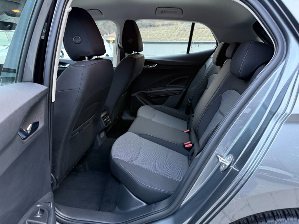 SKODA Fabia 1.0 TSI Young Edition Camera SmartLink LED - 5