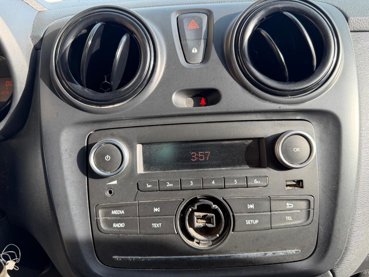 DACIA Dokker Blue dCi 75 Pick-Up - 12