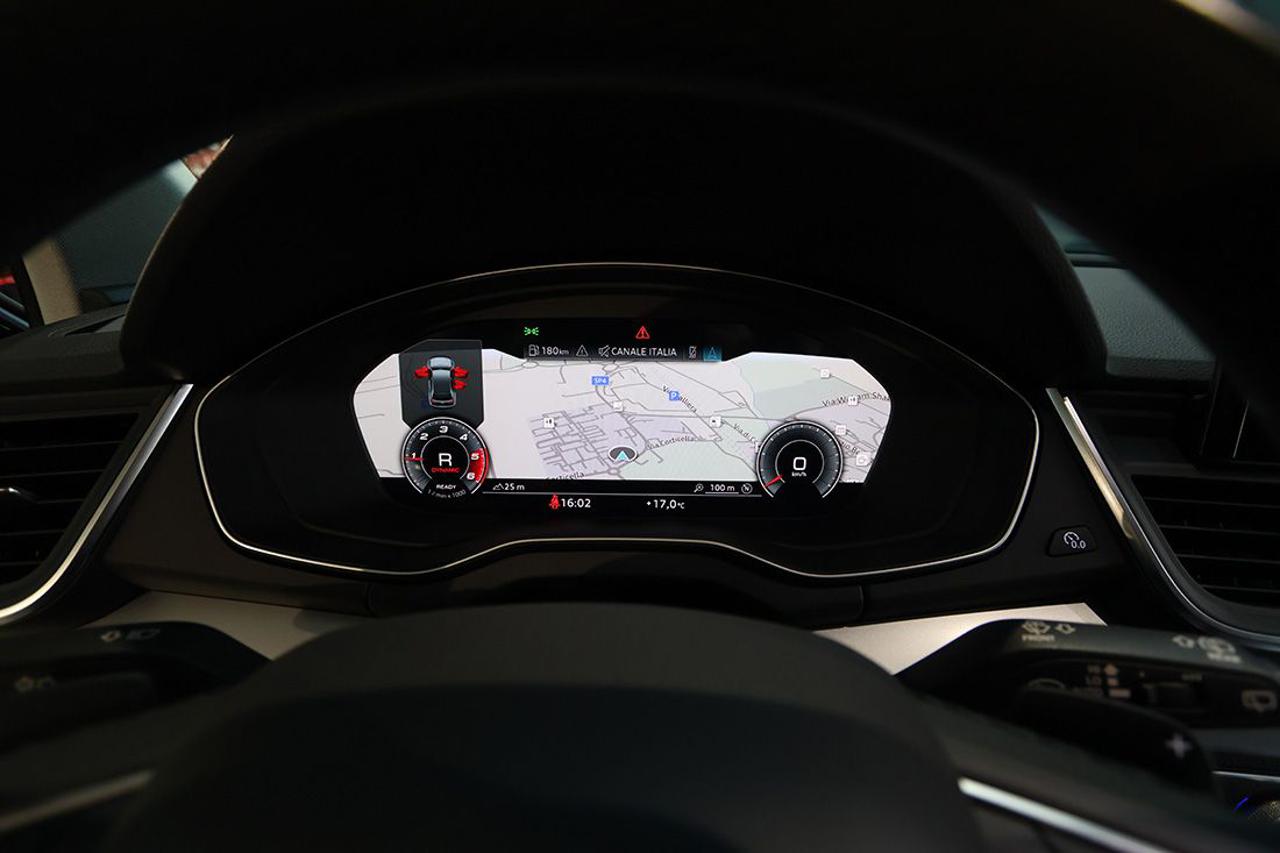 AUDI Q5 40 TDI Quattro S-Tronic Business Advanced - 30