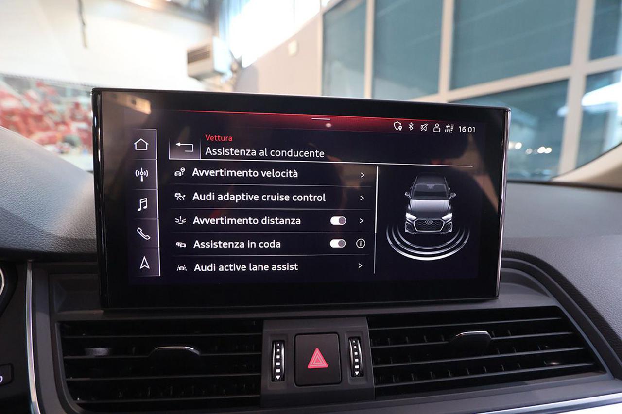 AUDI Q5 40 TDI Quattro S-Tronic Business Advanced - 28