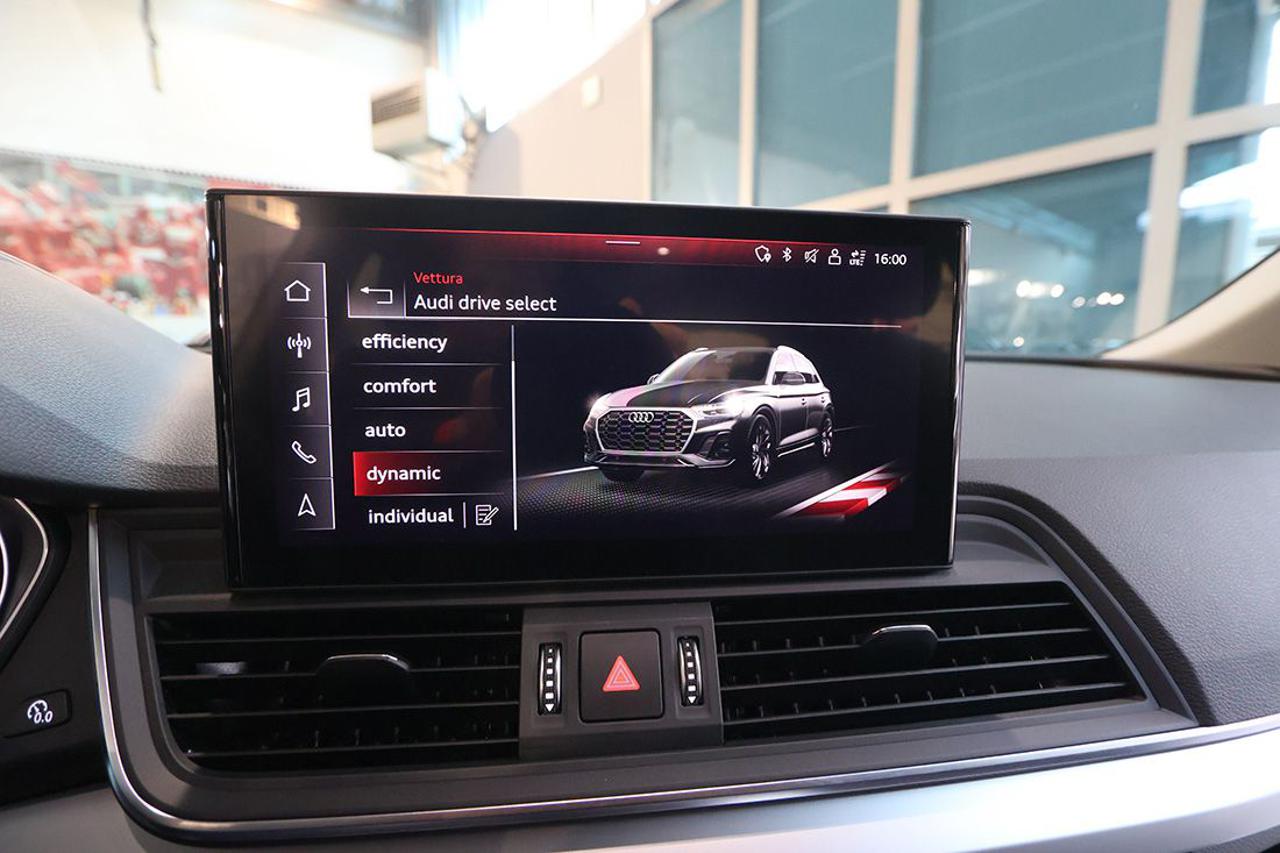 AUDI Q5 40 TDI Quattro S-Tronic Business Advanced - 26