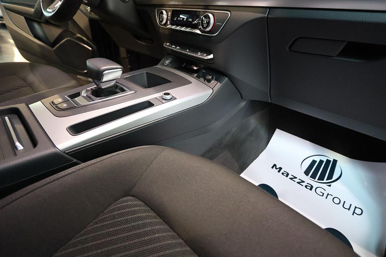 AUDI Q5 40 TDI Quattro S-Tronic Business Advanced - 34