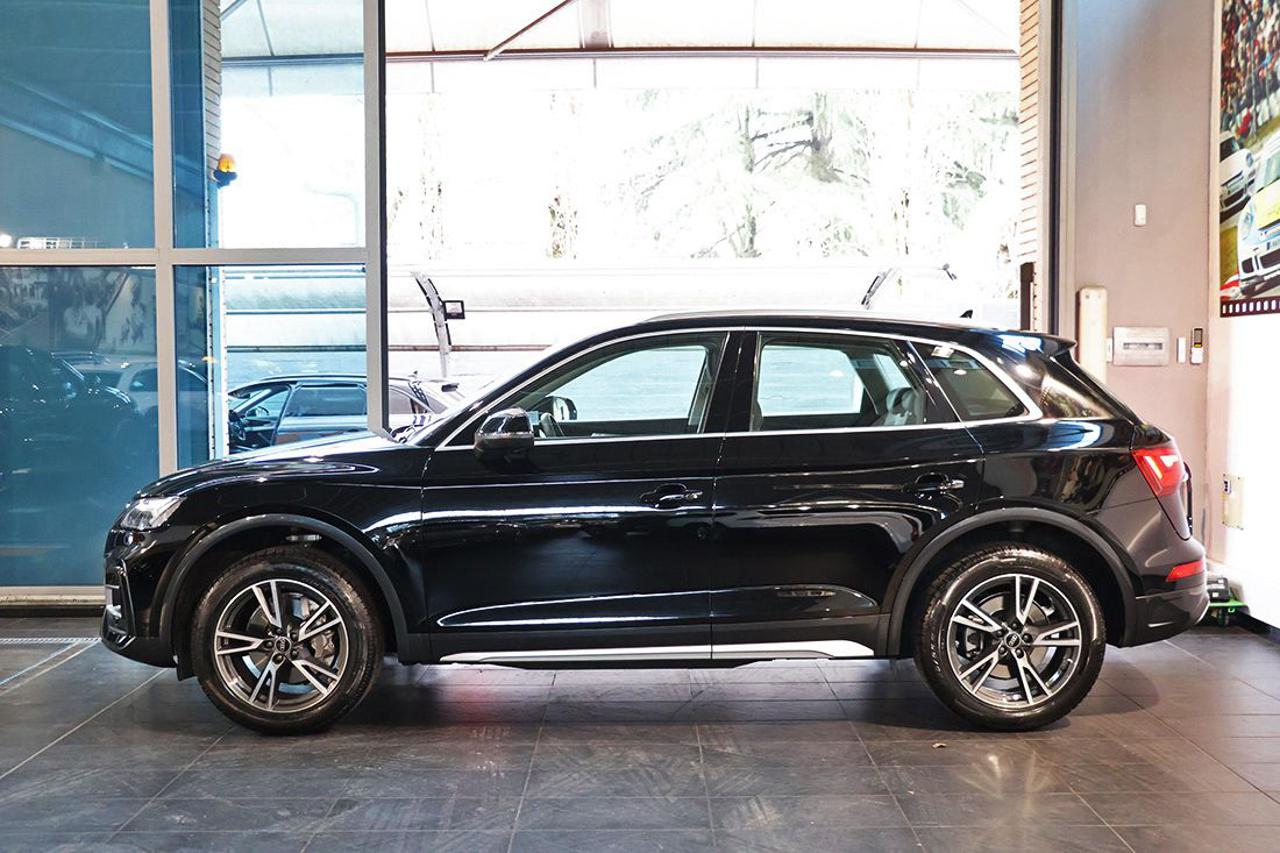 AUDI Q5 40 TDI Quattro S-Tronic Business Advanced - 3
