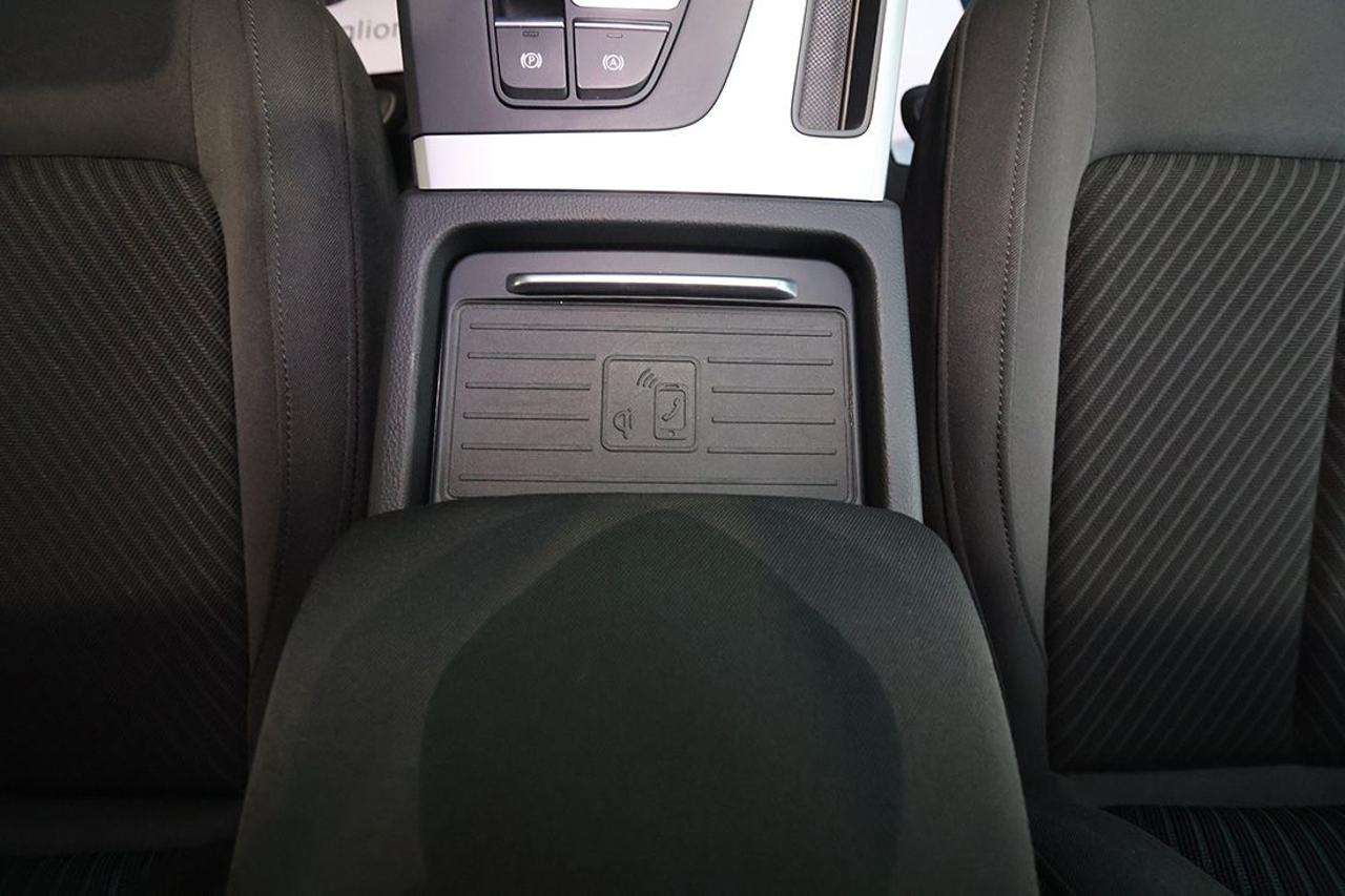 AUDI Q5 40 TDI Quattro S-Tronic Business Advanced - 39