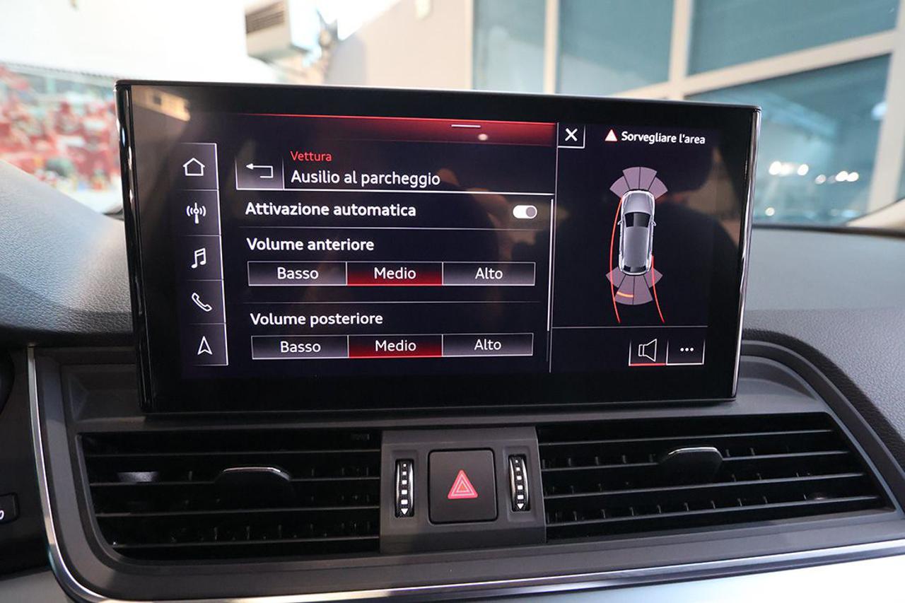 AUDI Q5 40 TDI Quattro S-Tronic Business Advanced - 24