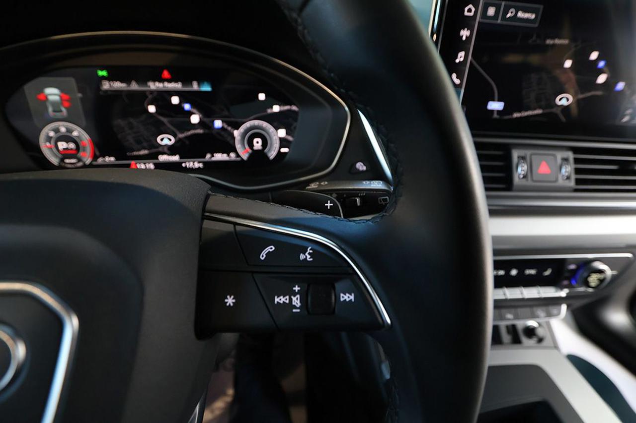 AUDI Q5 40 TDI Quattro S-Tronic Business Advanced - 22