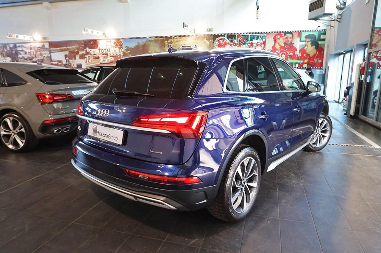 AUDI Q5 40 TDI Quattro S-Tronic Business Advanced - 9