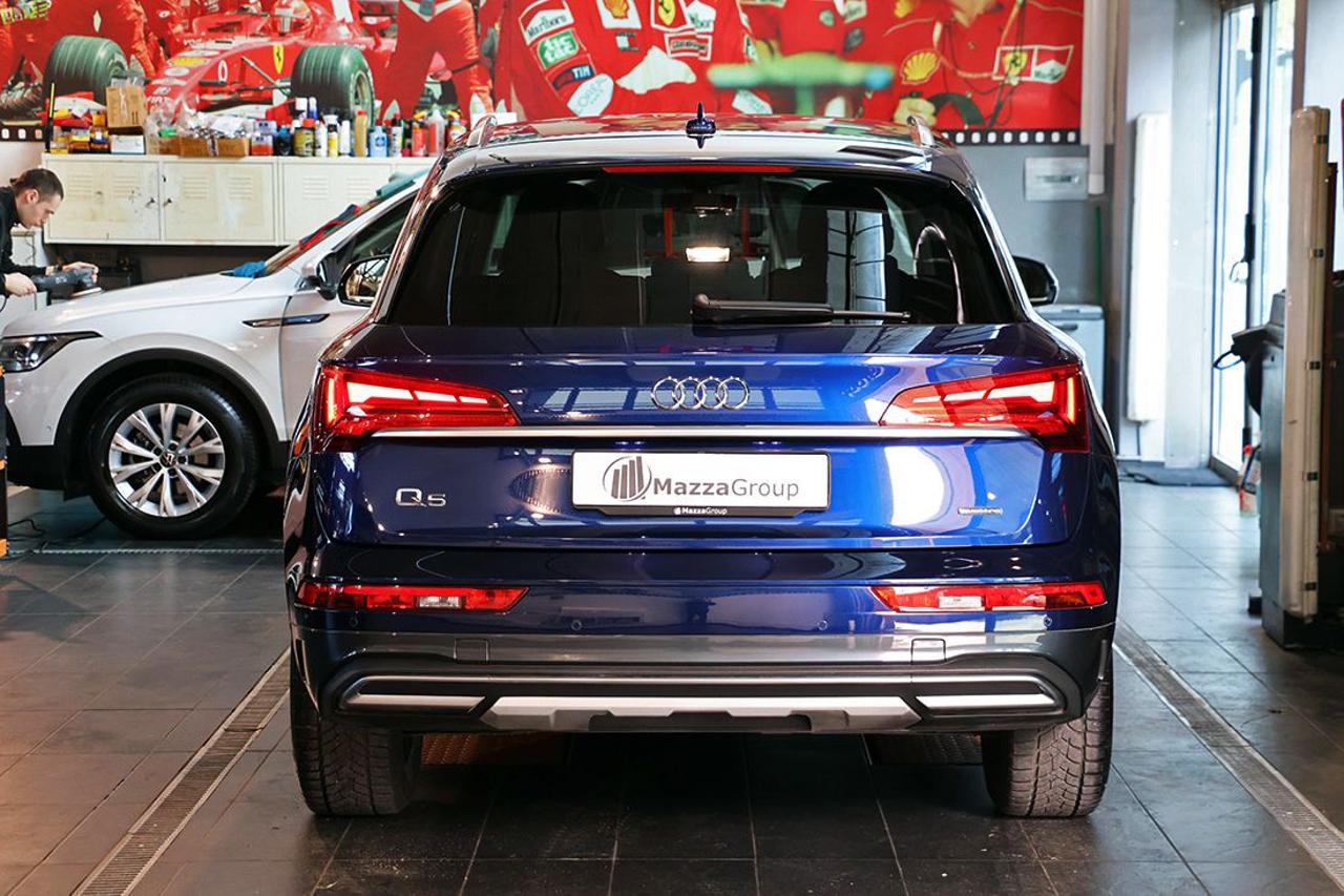 AUDI Q5 40 TDI Quattro S-Tronic Business Advanced - 4