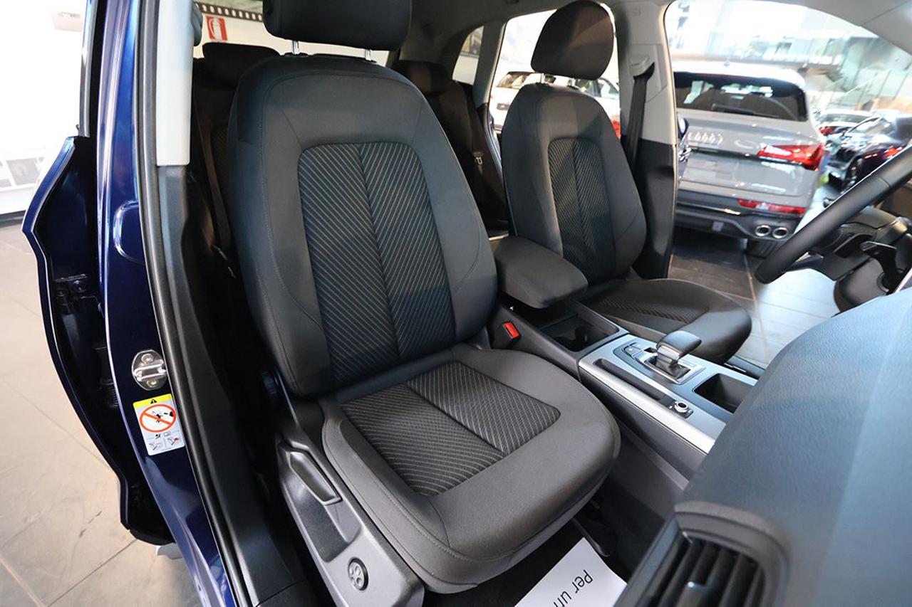 AUDI Q5 40 TDI Quattro S-Tronic Business Advanced - 17