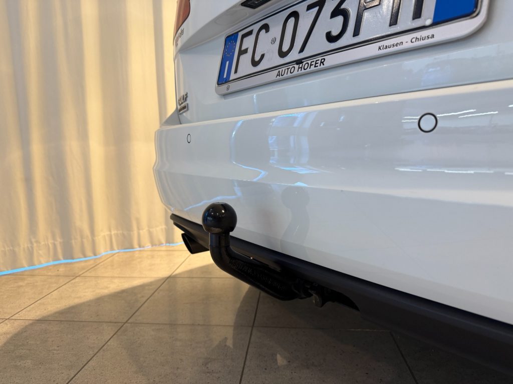 VOLKSWAGEN Golf Sportsvan 1.6 TDI 110CV Highline GANCIO Navi DAB+ - 19