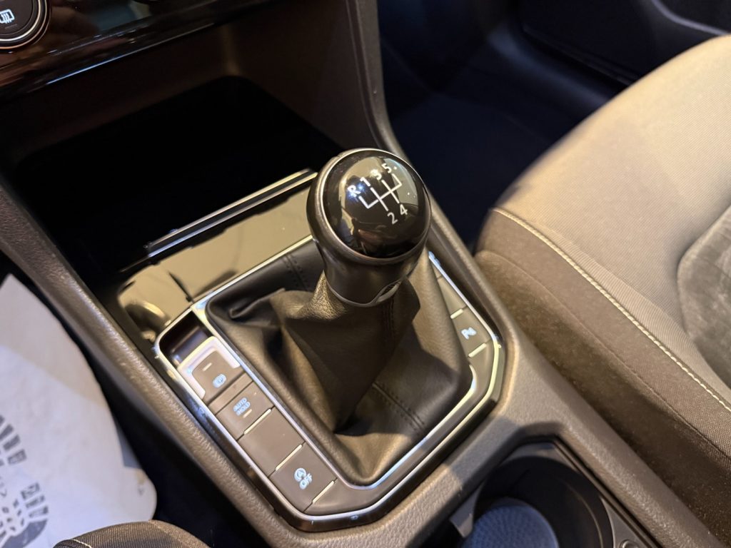 VOLKSWAGEN Golf Sportsvan 1.6 TDI 110CV Highline GANCIO Navi DAB+ - 16