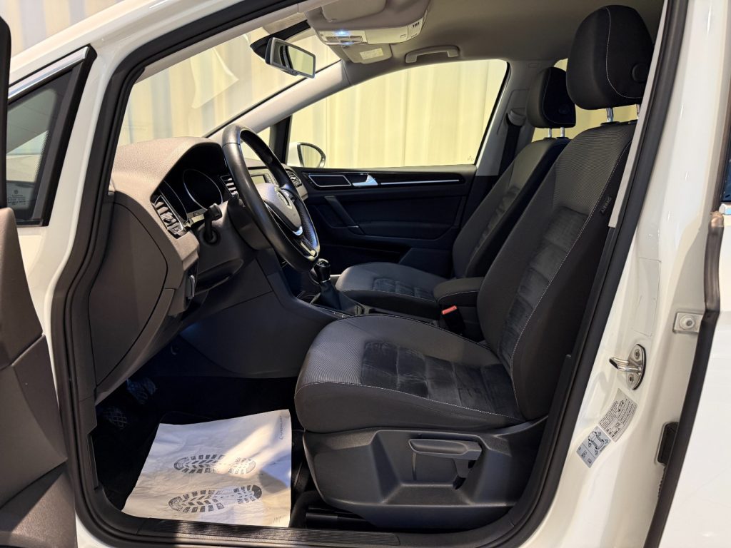 VOLKSWAGEN Golf Sportsvan 1.6 TDI 110CV Highline GANCIO Navi DAB+ - 4