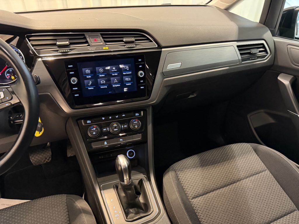 VOLKSWAGEN Touran 1.4 TSI DSG Business 7P Navi ACC DAB+ - 8