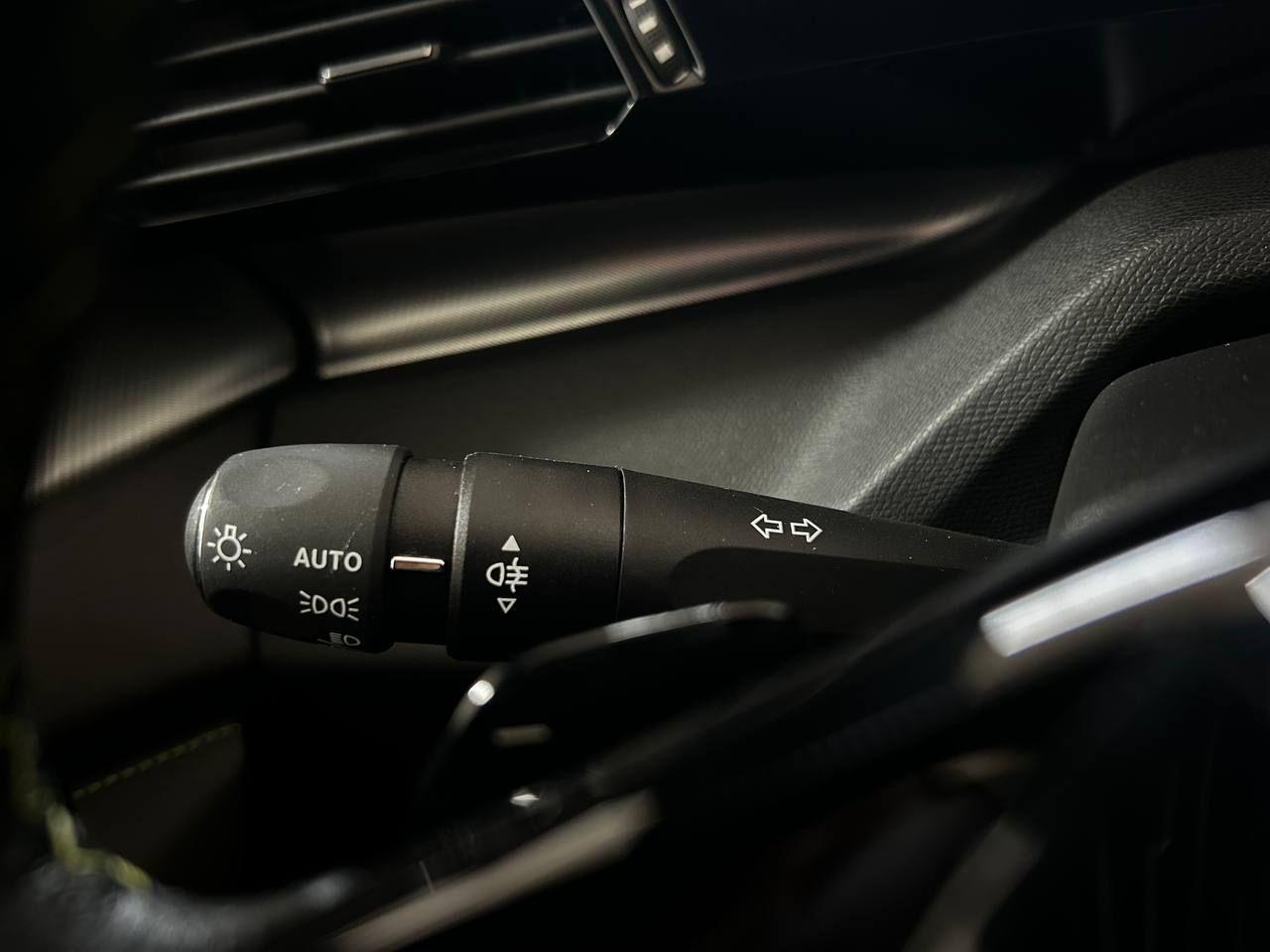 PEUGEOT 308 PureTech Turbo 130 S&S EAT8 SW GT - 18