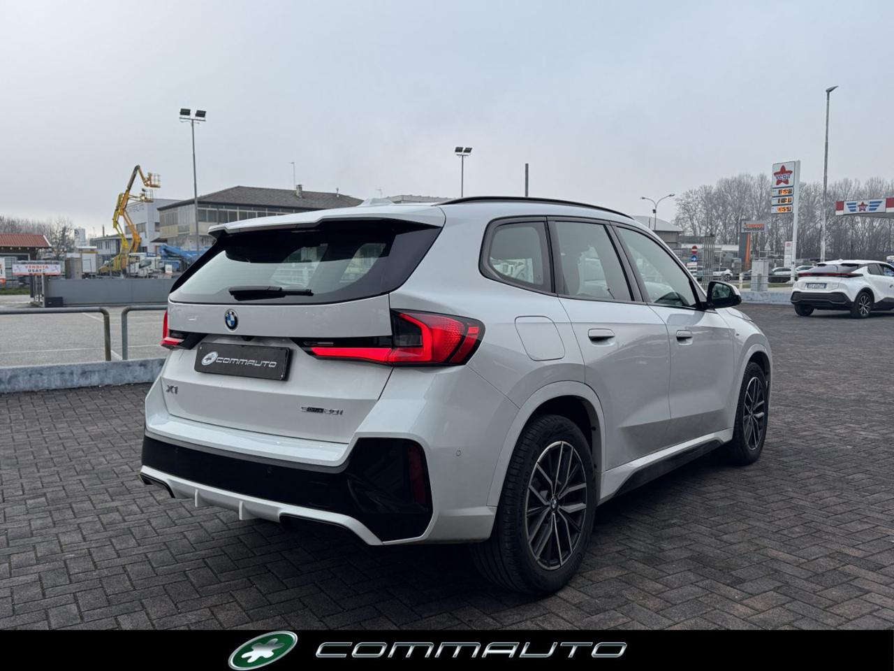 BMW X1 sDrive 20i Msport - 4