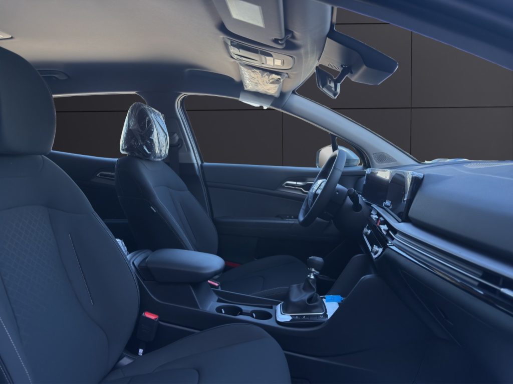 KIA Sportage 1.6 CRDi MHEV Business - 18