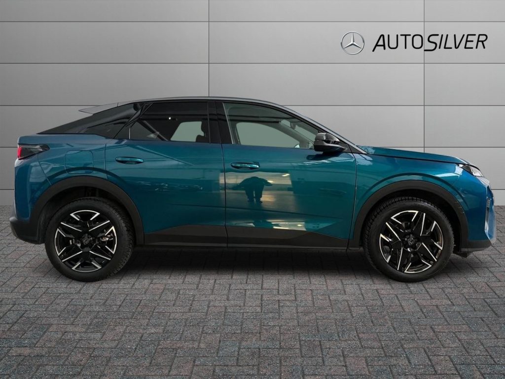 PEUGEOT 3008 Hybrid 145 e-DCS6 GT - 5