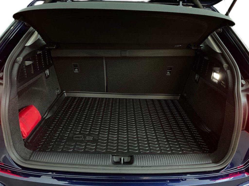 AUDI Q2 35 TFSI S line Edition - 12