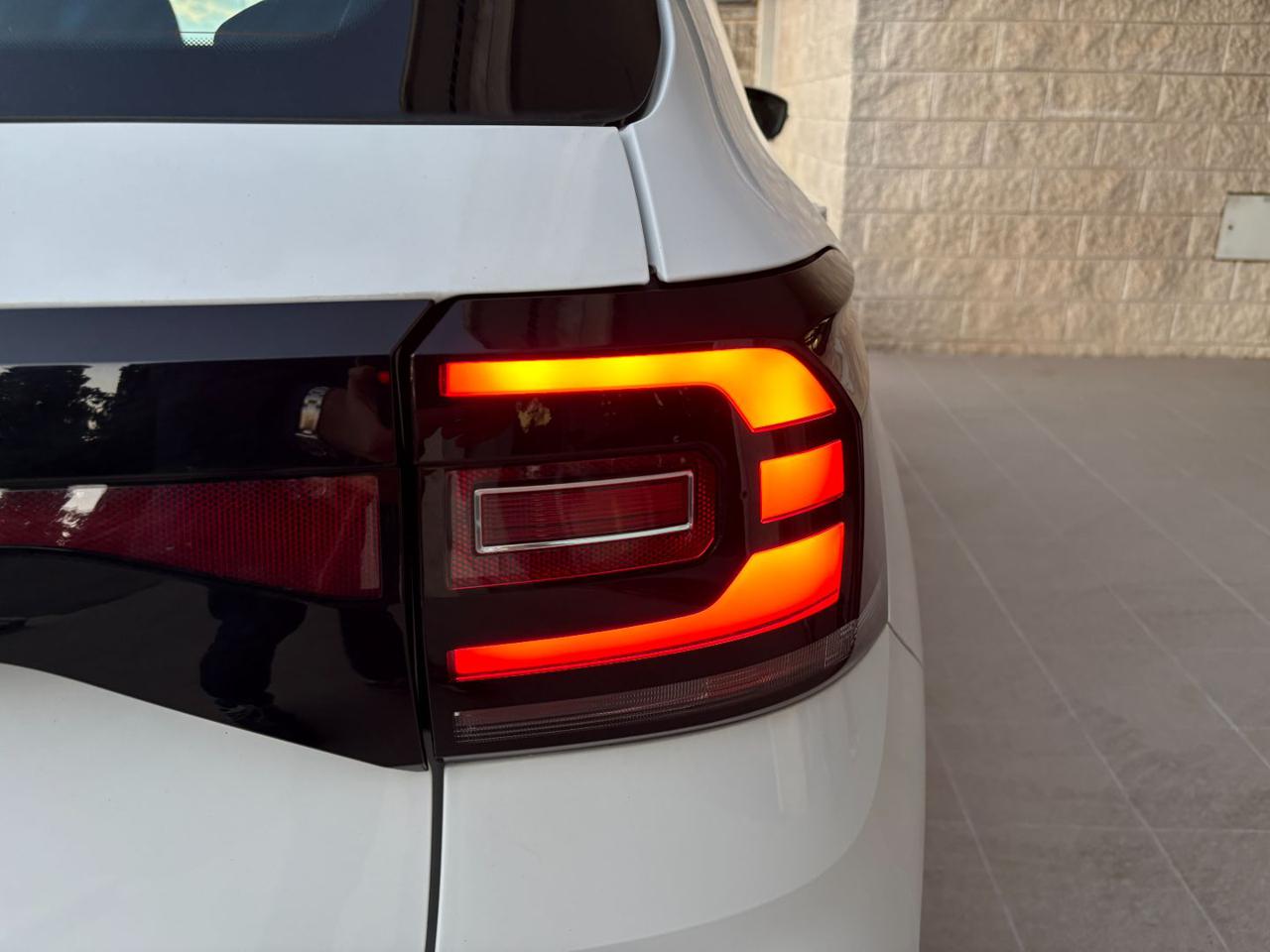 VOLKSWAGEN T-Cross 1.0 TSI 110 CV DSG Life CARPLAY - 26