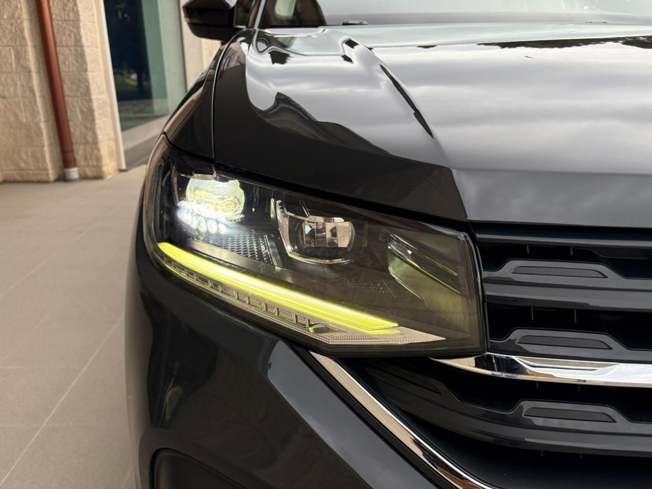 VOLKSWAGEN T-Cross 1.0 TSI 110 CV DSG Advanced VIRTUAL - 32