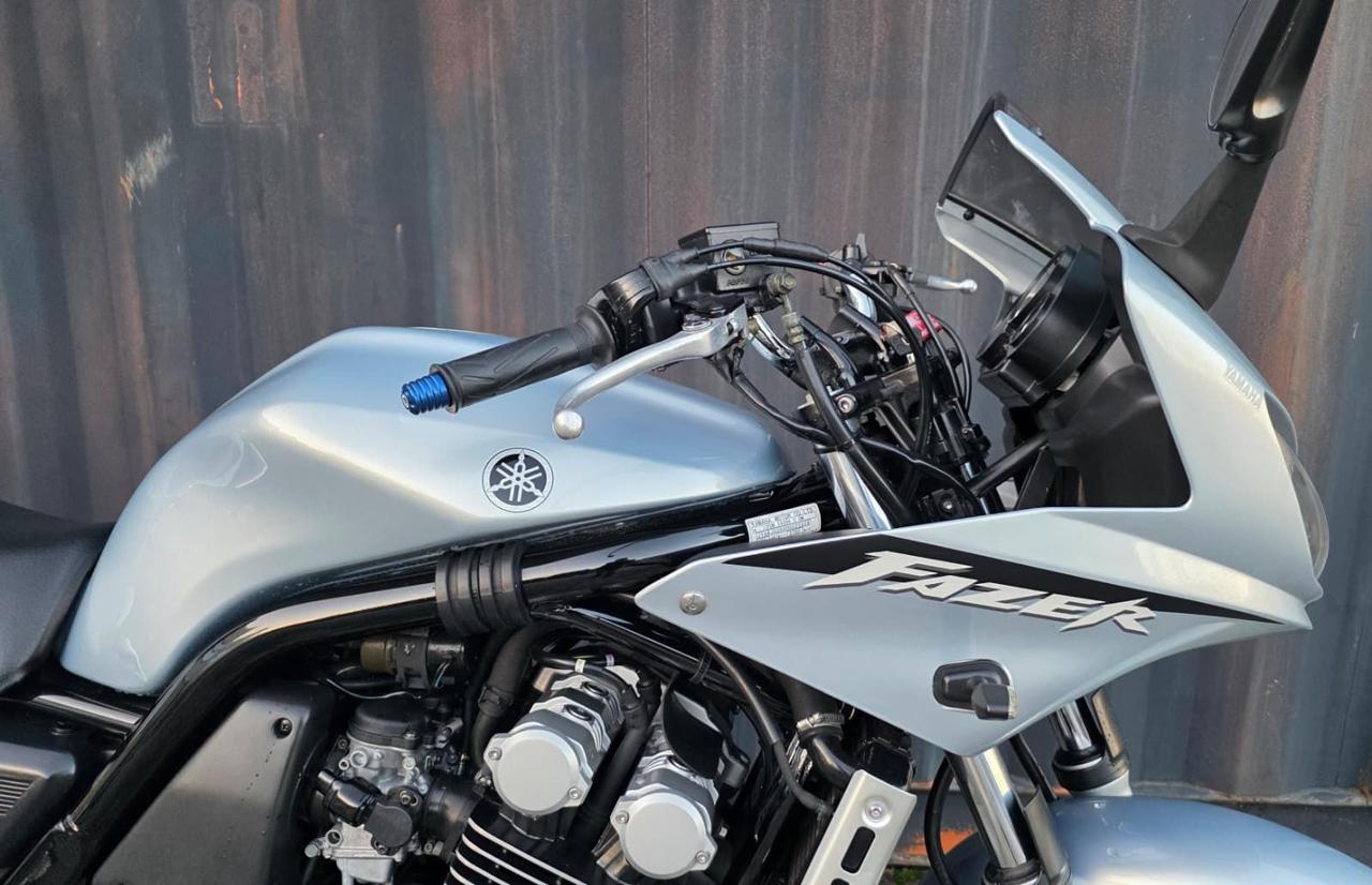 YAMAHA FZ6 Fazer 2003 - 13