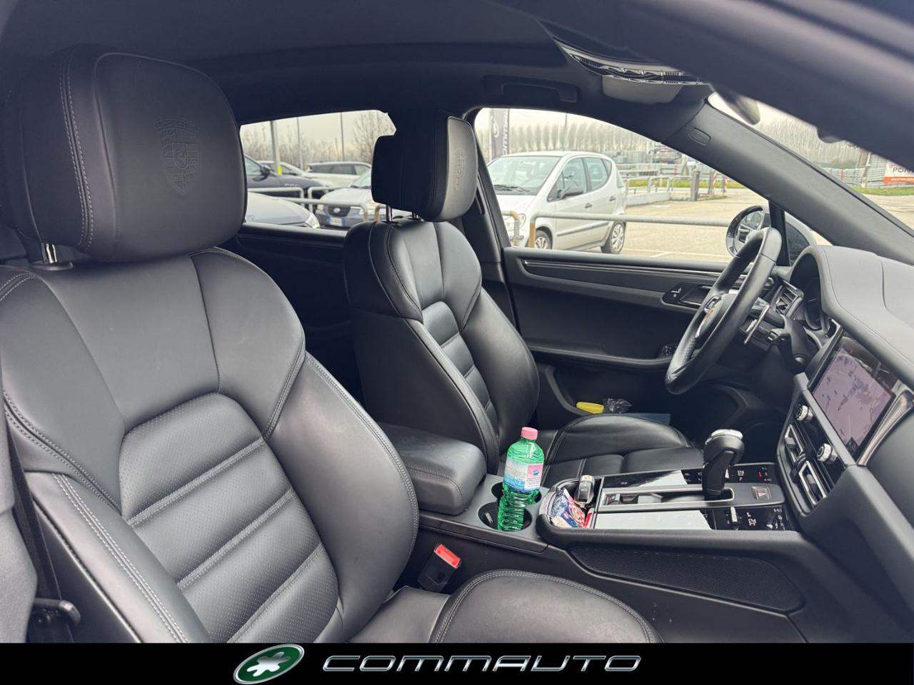 PORSCHE Macan 2.0 - 27