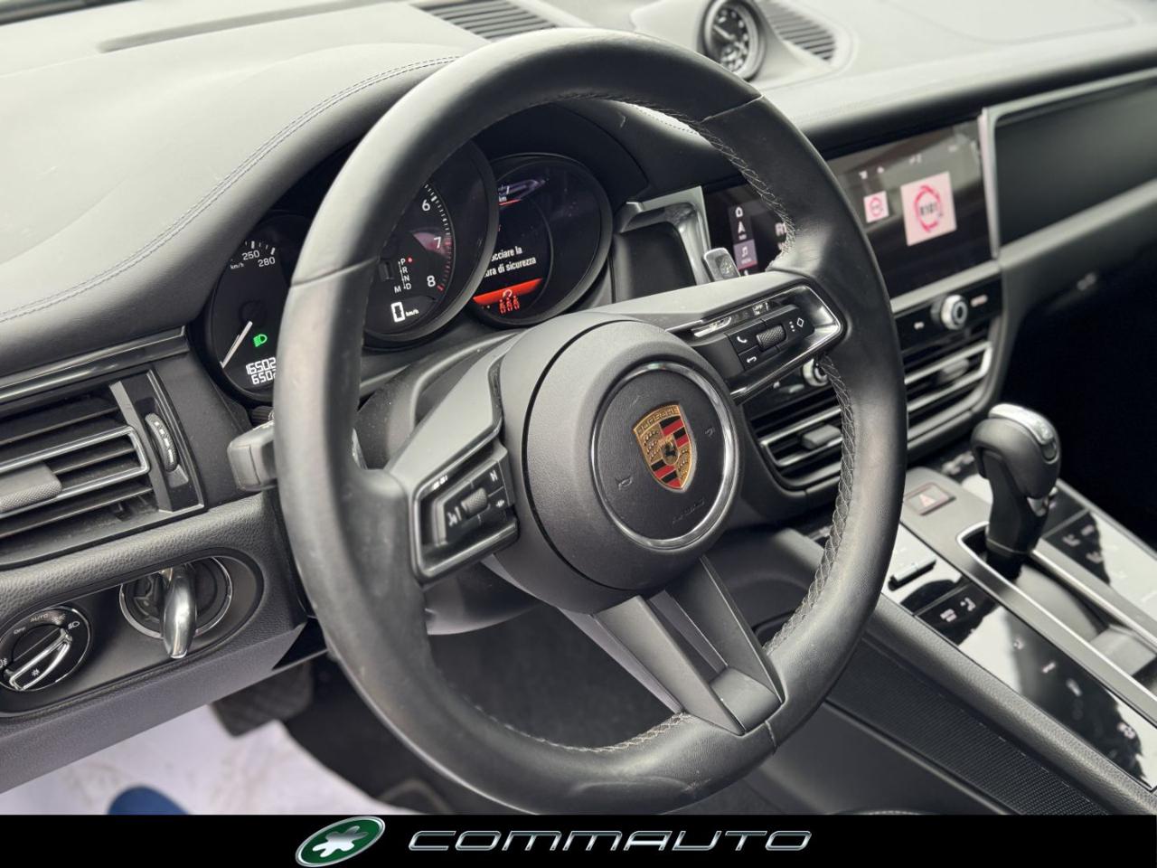 PORSCHE Macan 2.0 - 9