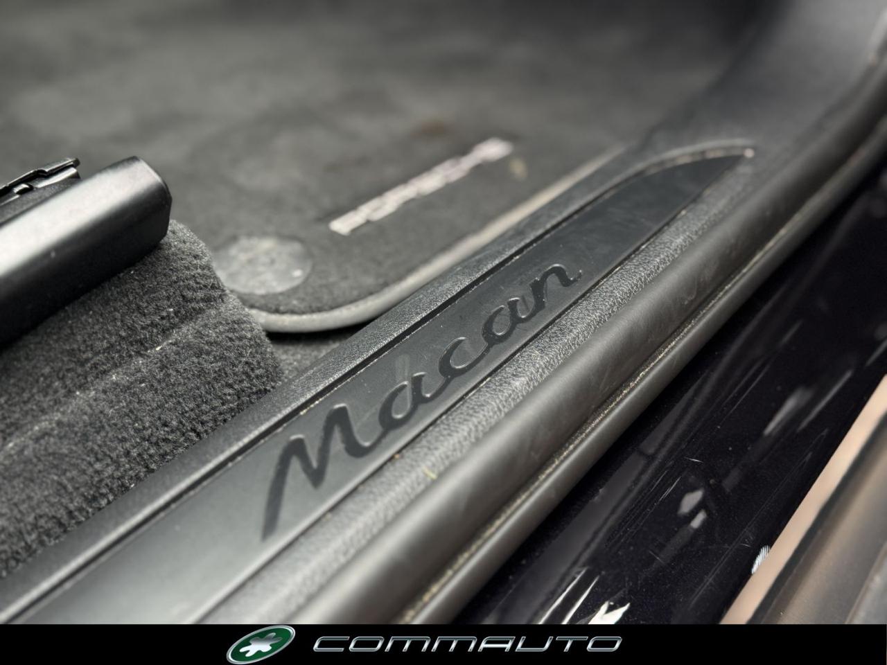 PORSCHE Macan 2.0 - 30