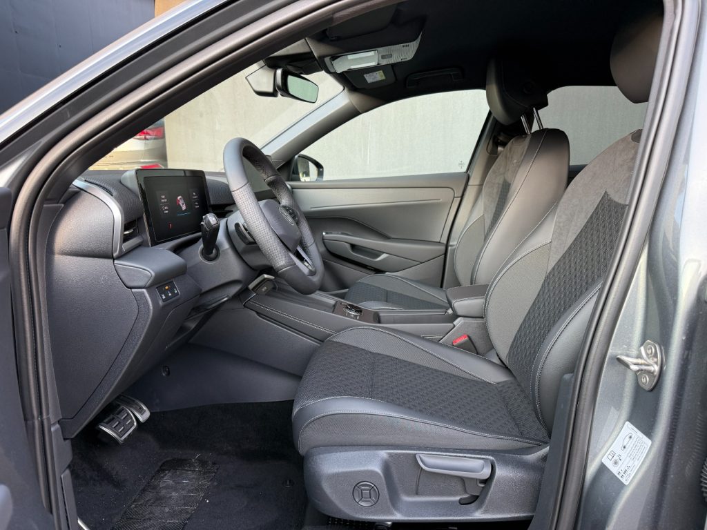 VOLKSWAGEN T-Roc Nuova 1.5 eTSI DSG R-Line Black Style Camera LED - 4