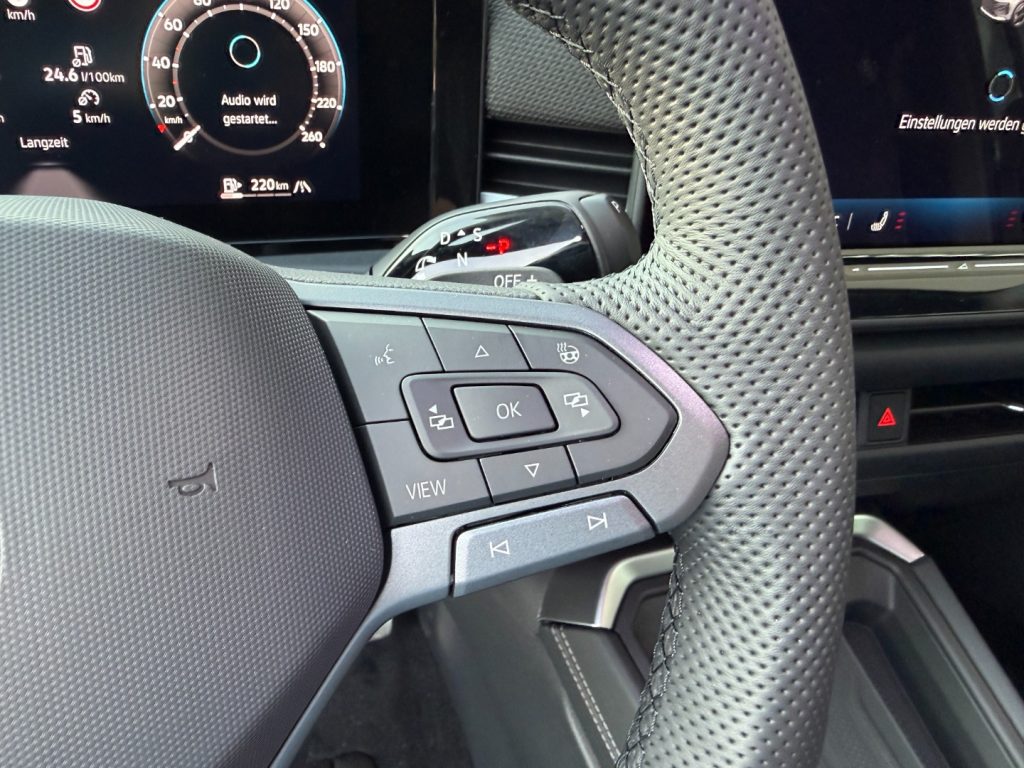 VOLKSWAGEN T-Roc Nuova 1.5 eTSI DSG R-Line Black Style Camera LED - 9