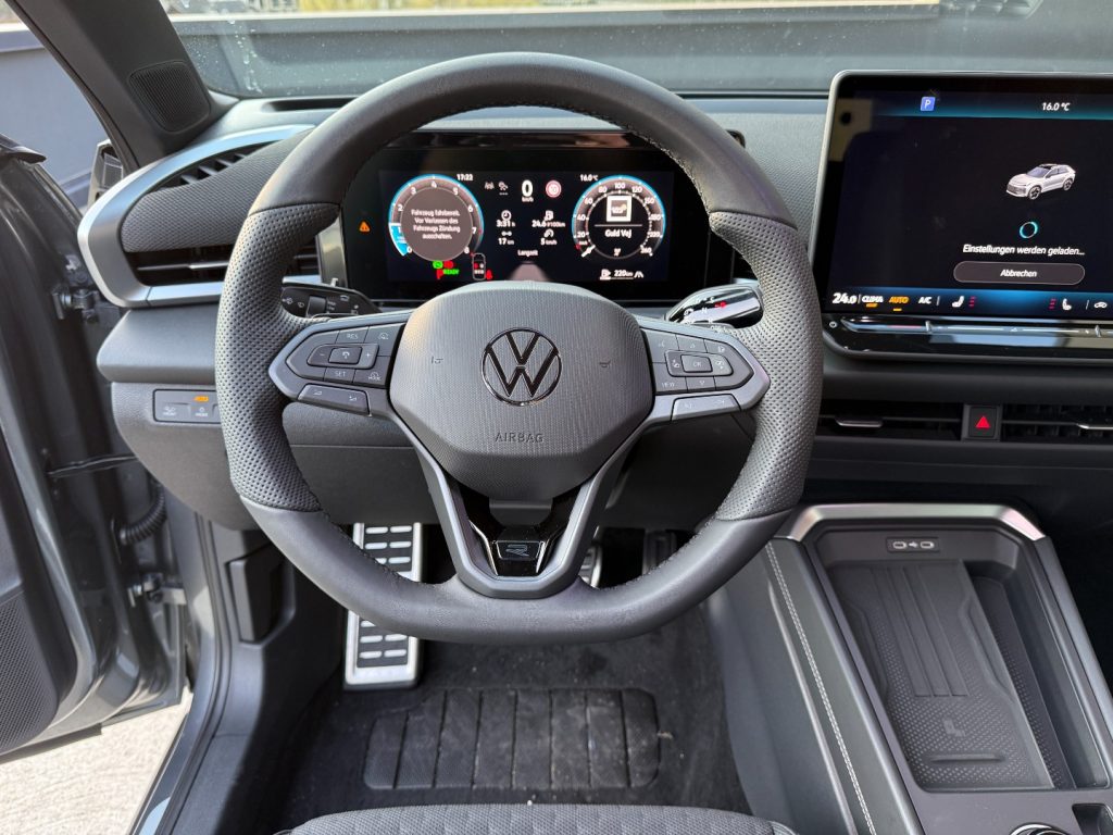 VOLKSWAGEN T-Roc Nuova 1.5 eTSI DSG R-Line Black Style Camera LED - 10