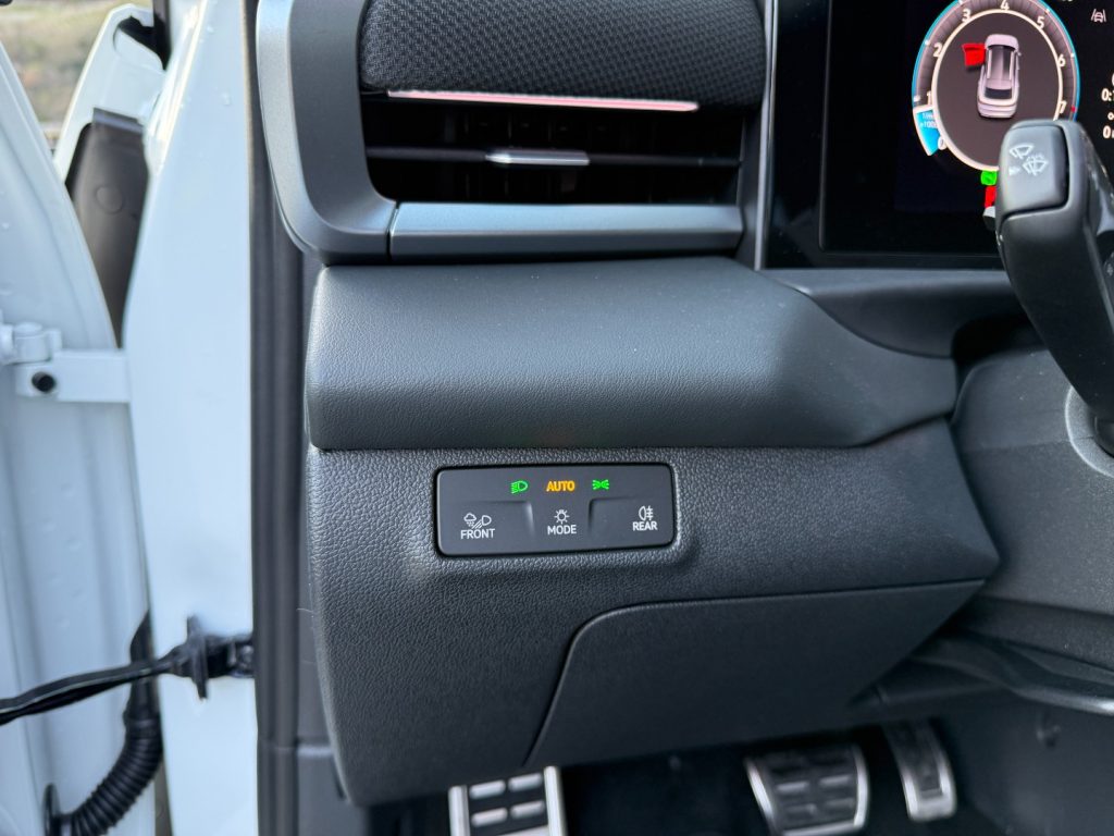 VOLKSWAGEN T-Roc Nuova 1.5 eTSI DSG R-Line GANCIO Black Style LED - 10