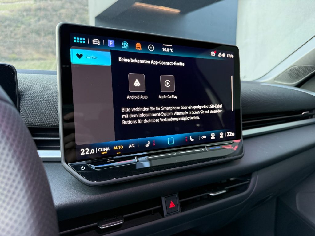 VOLKSWAGEN T-Roc Nuova 1.5 eTSI DSG R-Line GANCIO Black Style LED - 17