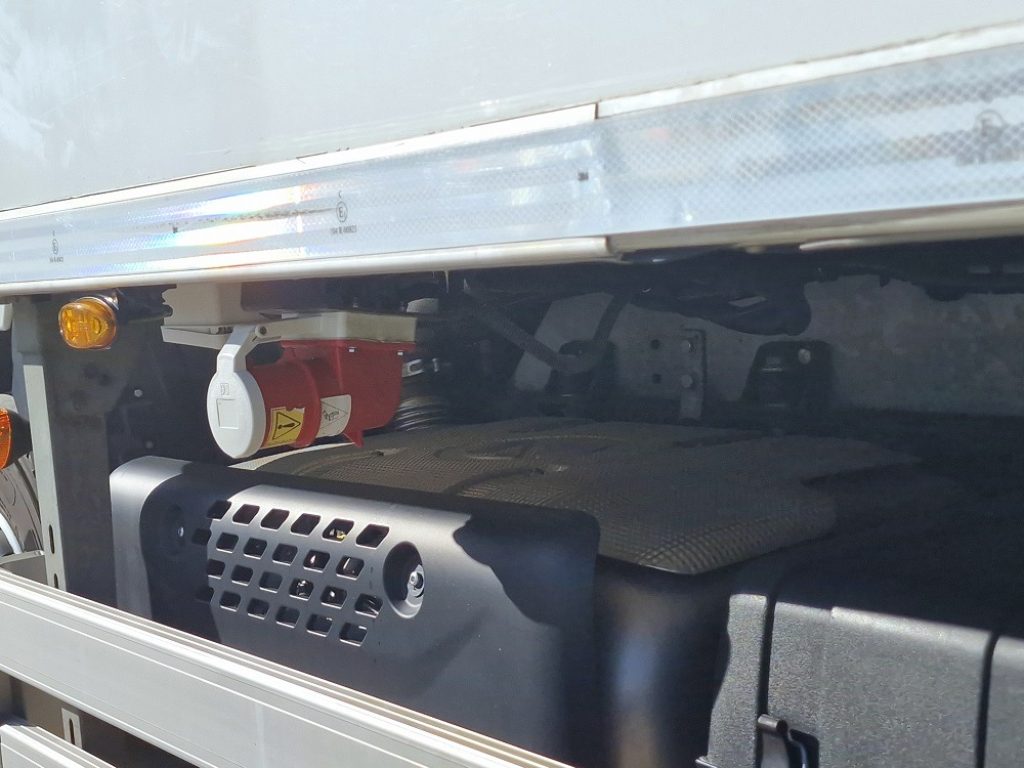 IVECO EUROCARGO 120EL25 P EURO 6 CASSA FRIGO + GANCERE - 20