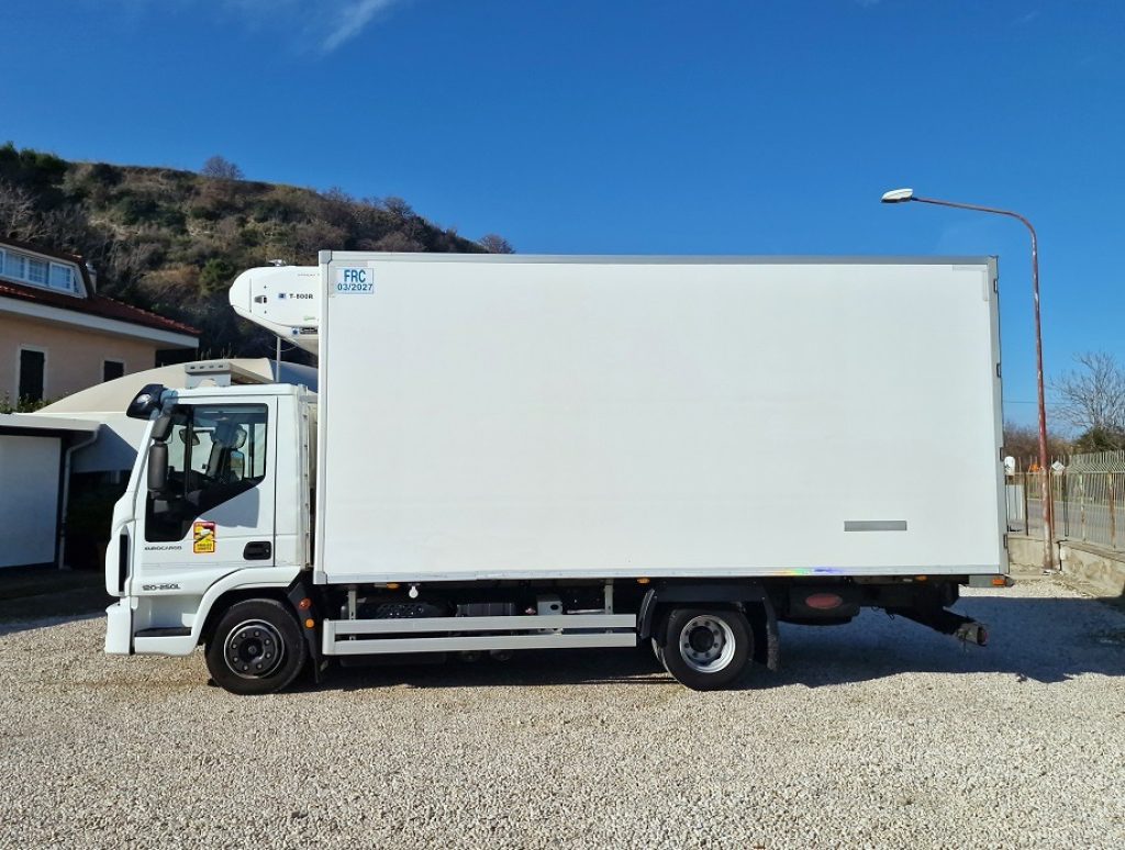 IVECO EUROCARGO 120EL25 P EURO 6 CASSA FRIGO + GANCERE - 25