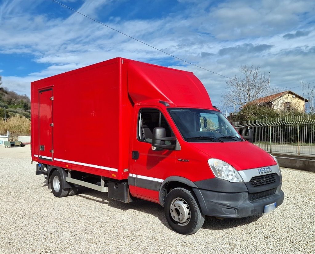 IVECO DAILY 70C17 P E5 FURGONE 4,50 + SPONDA - 18