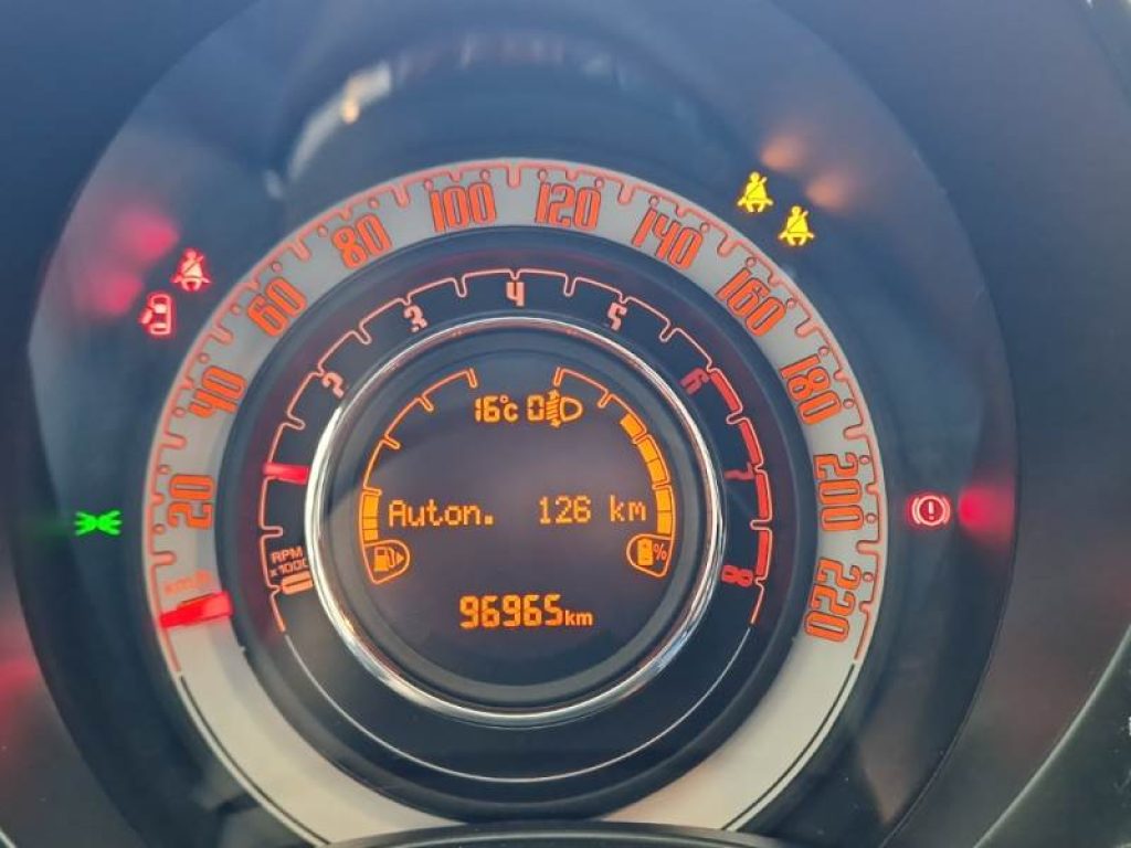 FIAT 500 1.0 Hybrid Cult - 4