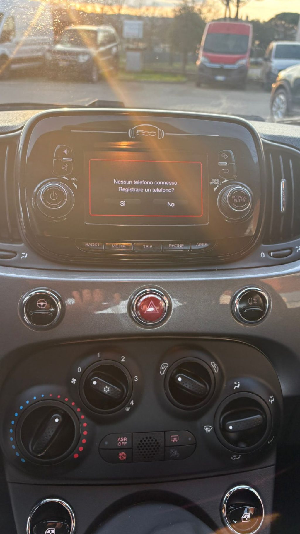 FIAT 500 1.0 Hybrid Cult - 10