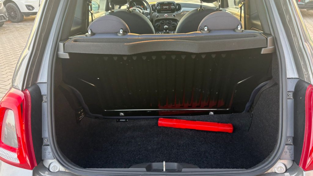 FIAT 500 1.0 Hybrid Cult - 12