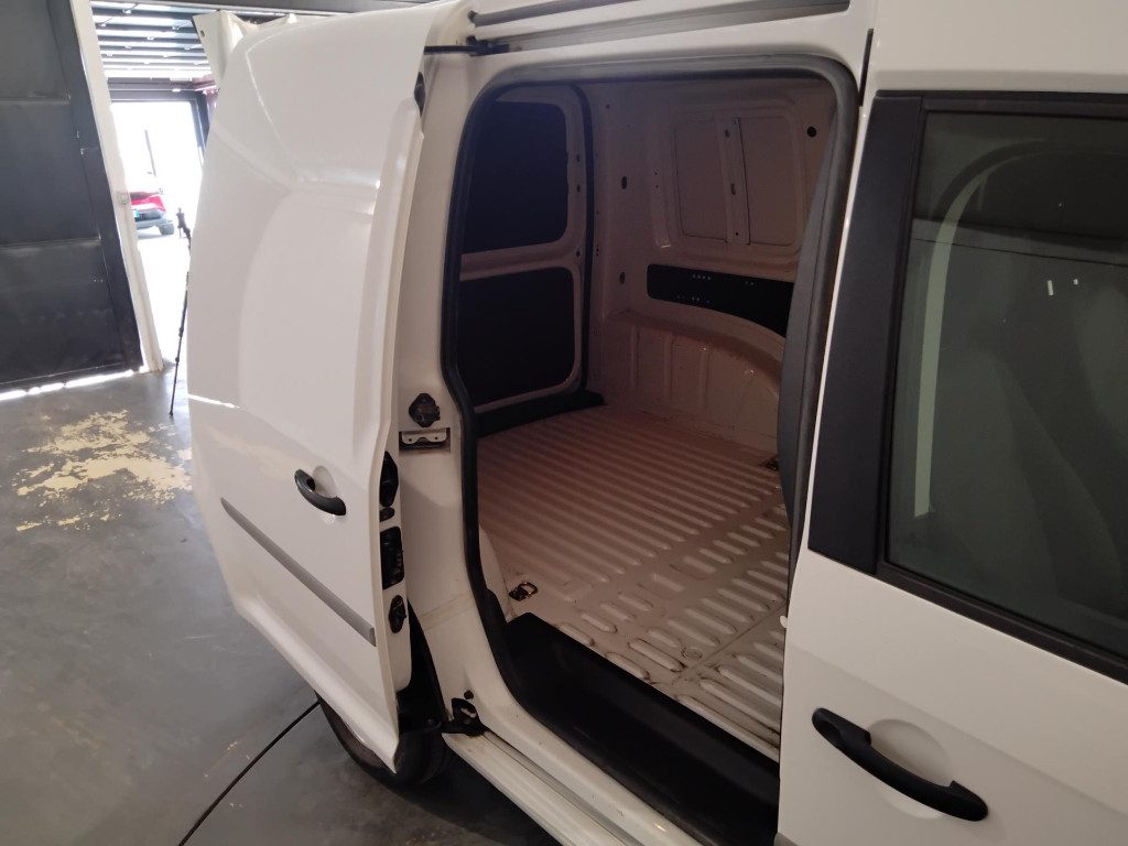 VOLKSWAGEN Caddy 2.0 TDI Furgone Business **NETTO IVA** - 10