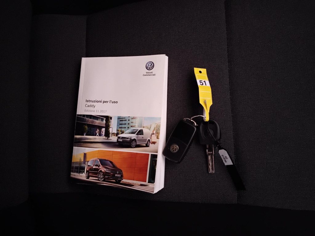 VOLKSWAGEN Caddy 2.0 TDI Furgone Business **NETTO IVA** - 12
