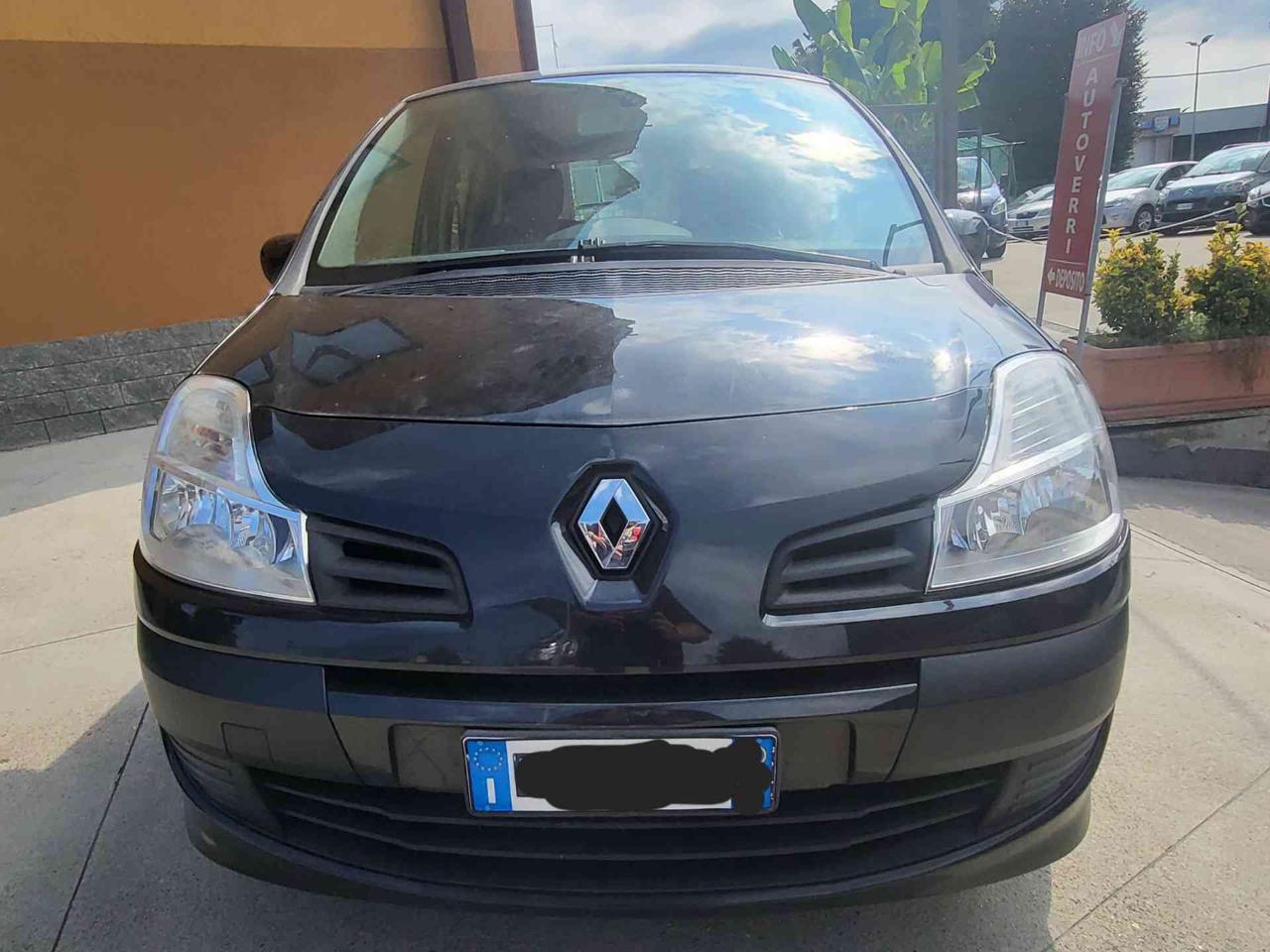 RENAULT Modus 1.2 16V Live - 2