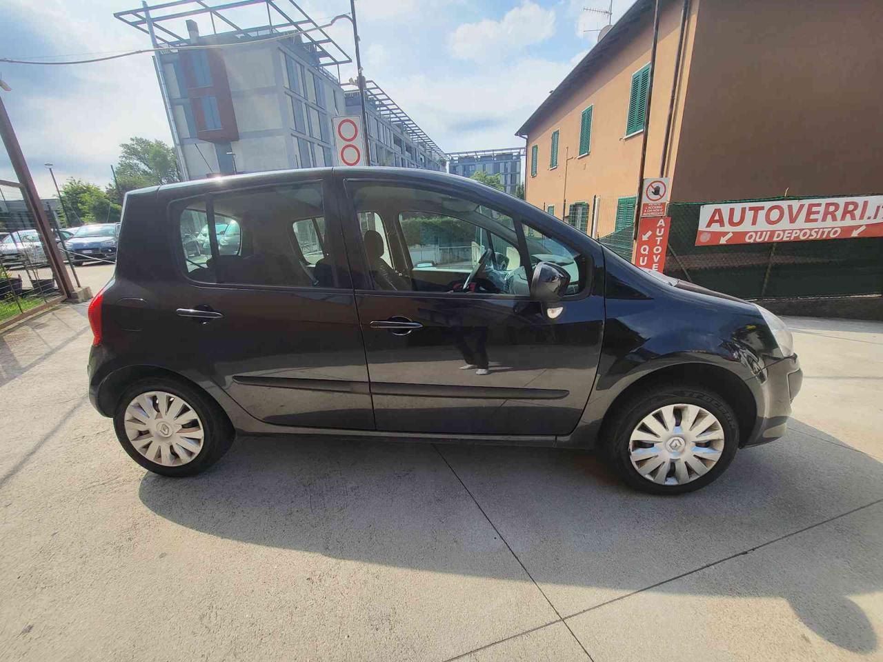 RENAULT Modus 1.2 16V Live - 8