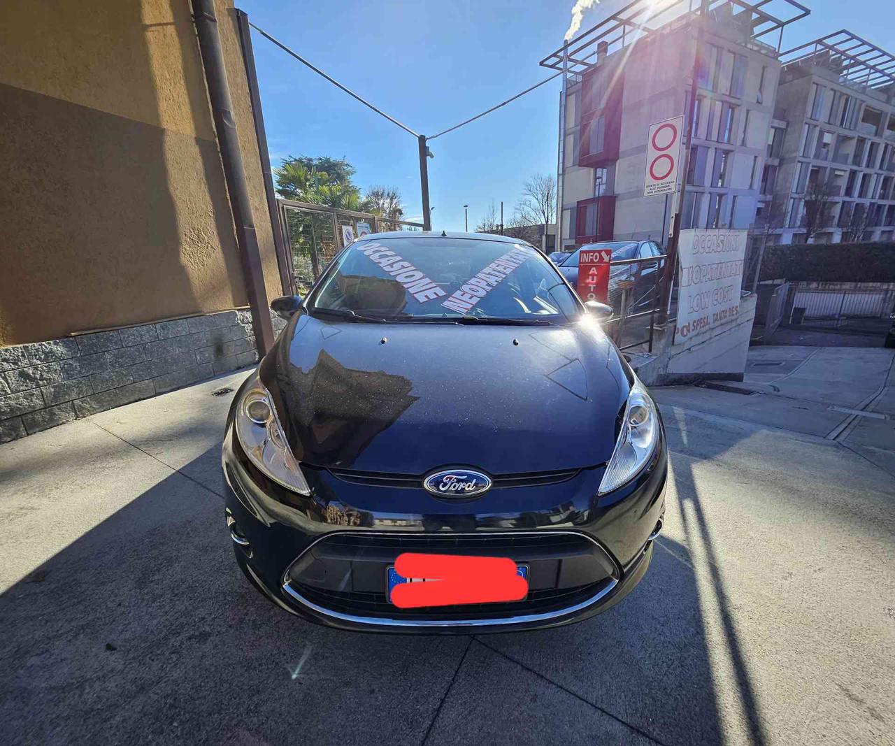 FORD Fiesta 1.2 82 CV 5 porte Titanium  NEOPATENTATI OK ! - 2