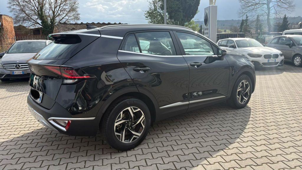 KIA Sportage 1.6 TGDi MHEV Business - 3