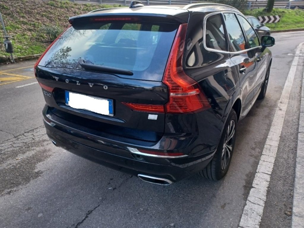 VOLVO XC60 T6 Recharge Plug-in Hybrid AWD Inscription Express - 10